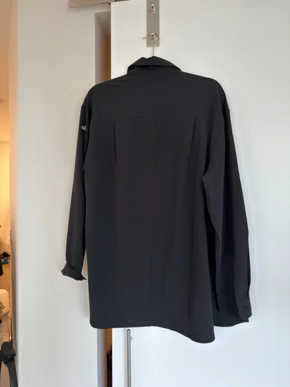 ALO Yoga Black Dreamscape Button Down Long Sleeve - Picture 7 of 7